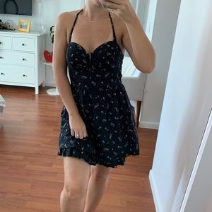 🦋 Guess Sweetheart Top Black Floral Mini Sundress